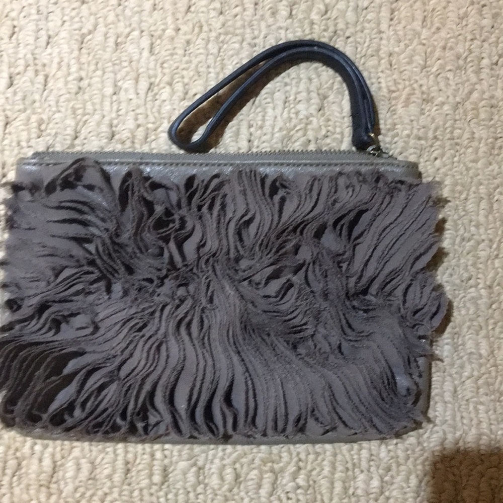 Simply vera vera Wang wristlet